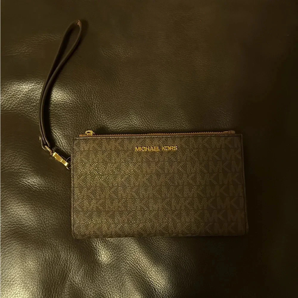 Michael Kors Brown Travel Snap Wallet Wristlet